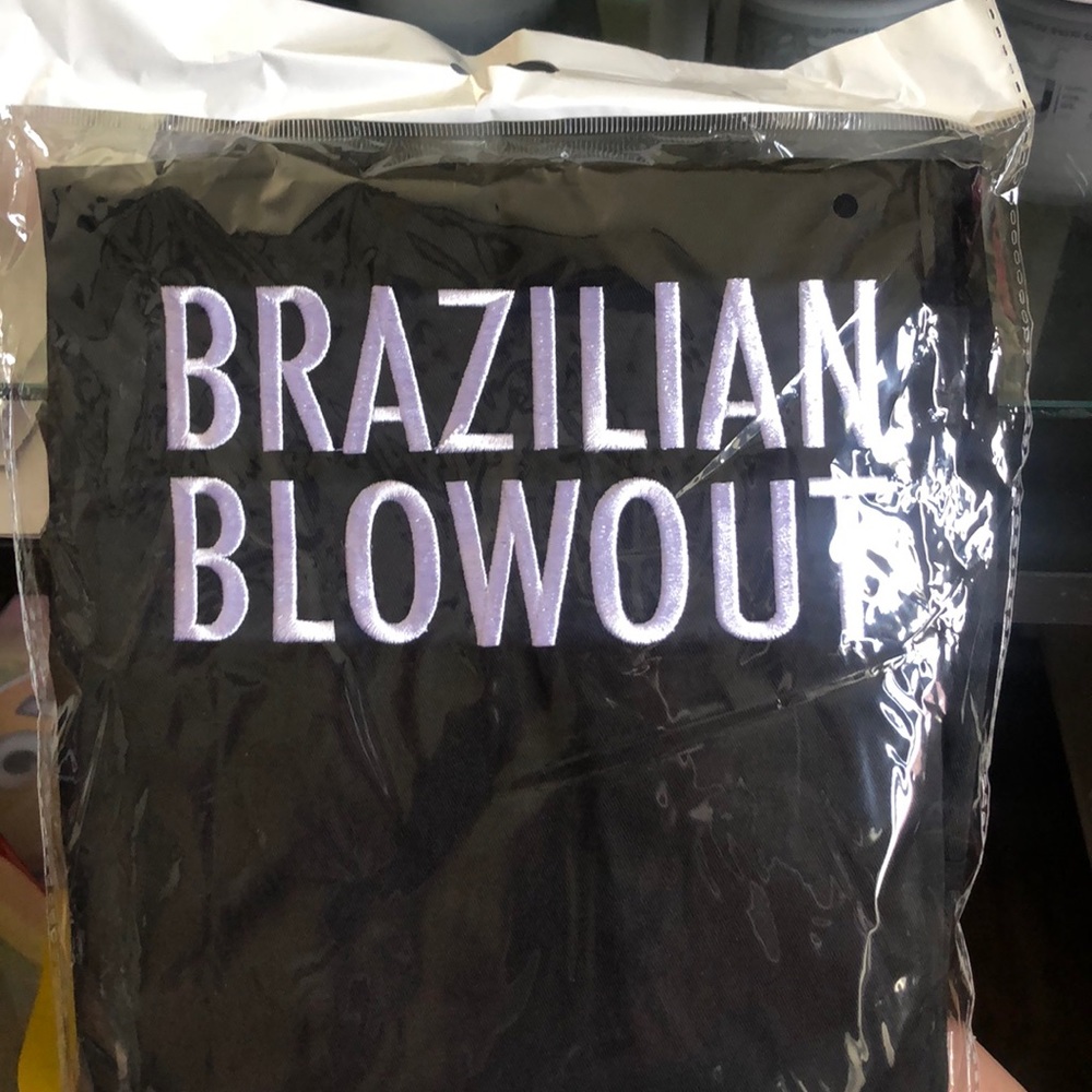 Brand new Brazilian blowout cloth apron
